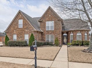 4991 E Laurel Lake Dr, Memphis, TN 38125