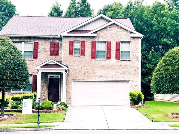 829 Blue Hill Ln, Atlanta, GA 30349