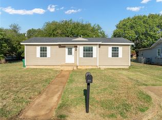 213 McLennan Rd, Mc Gregor, TX 76657