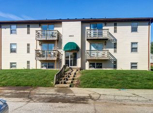 Lakewood Terrace Apartments, Bloomington, IL 61704
