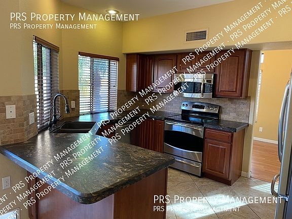 2nd image of 4558 W Linda Ln