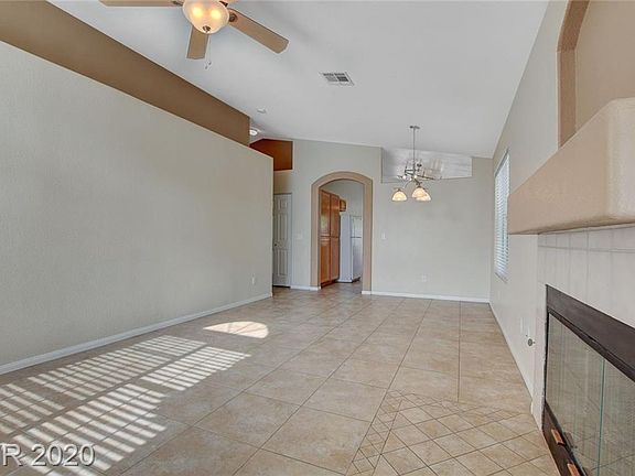 5th image of 7108 Golden Desert Ave