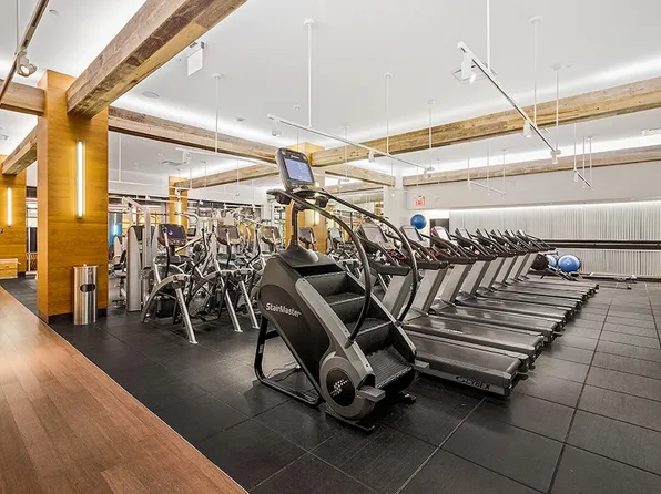 21 West End Avenue image 10 of 40