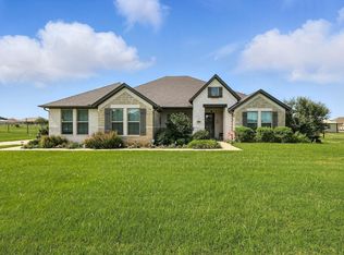 104 Maudy Ln, Springtown, TX 76082