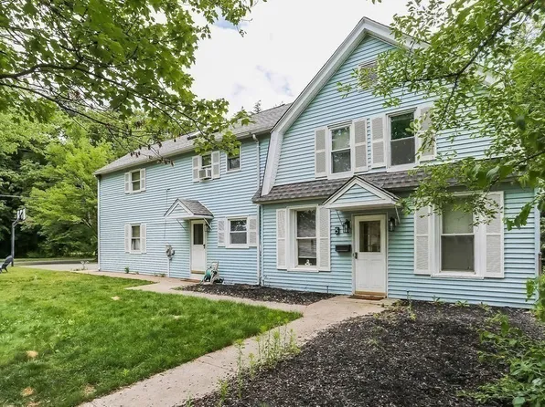 5 Pinelawn Rd, Longmeadow, MA 01106