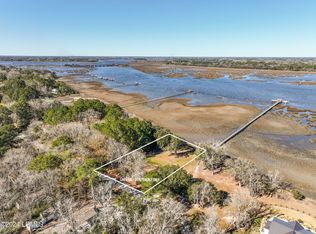27 Crystal St, Seabrook, SC 29940