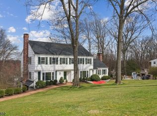 41 Hilltop Cir, Morristown, NJ 07960