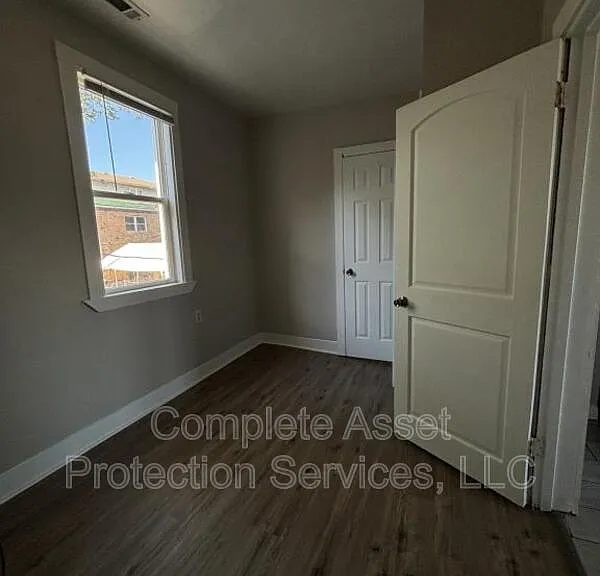 3732 Deodar St — Photo 6