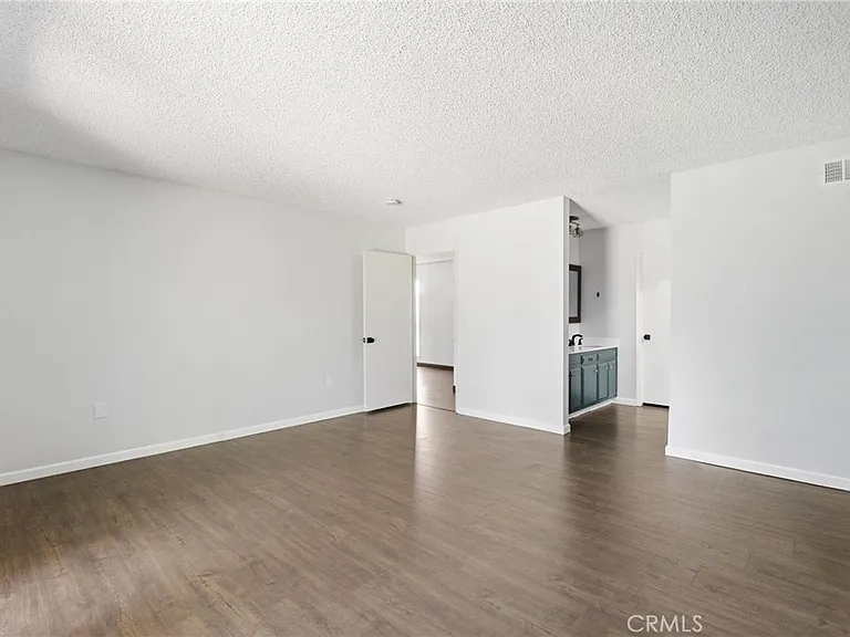 15402 Happy Holw — Photo 19
