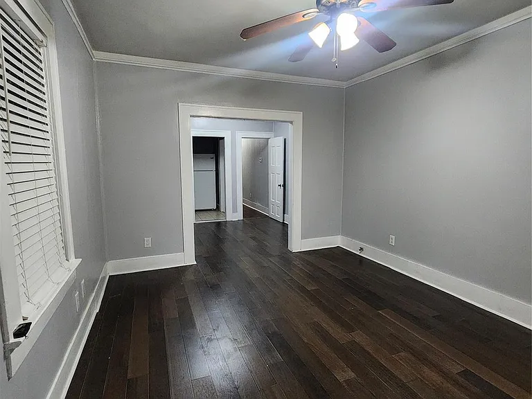 2504 Isabella St — Photo 3