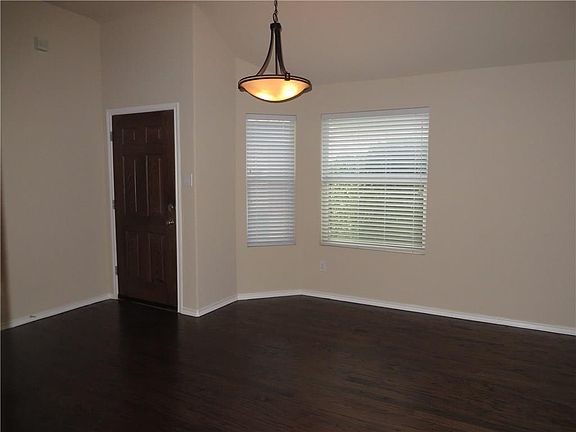 5th image of 10263 Darkwood Dr
