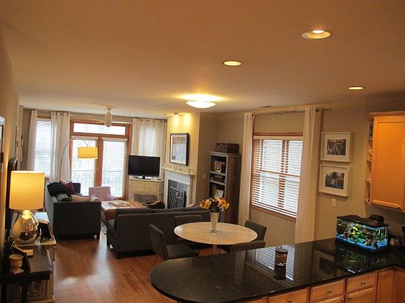 5th image of 4335 N Ashland Ave APT 2