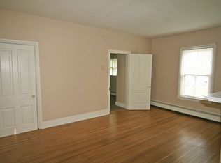 13 South St, Easton, MD 21601