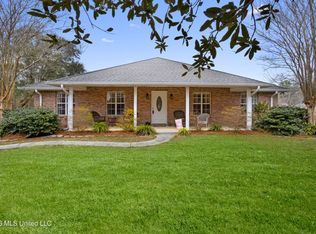 2088 Scianna Ln, Bay Saint Louis, MS 39520