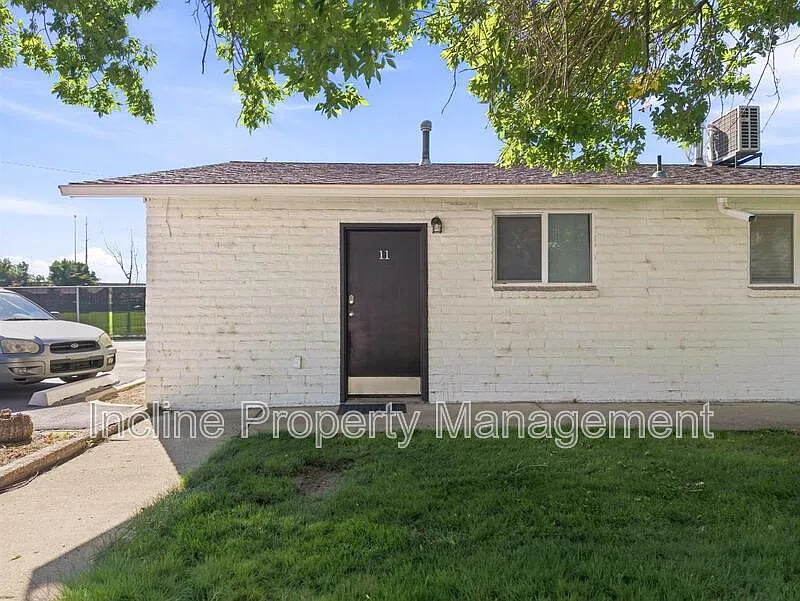 1 bed, 1.0 bath, 603 sqft, $1,200 — Photo 2