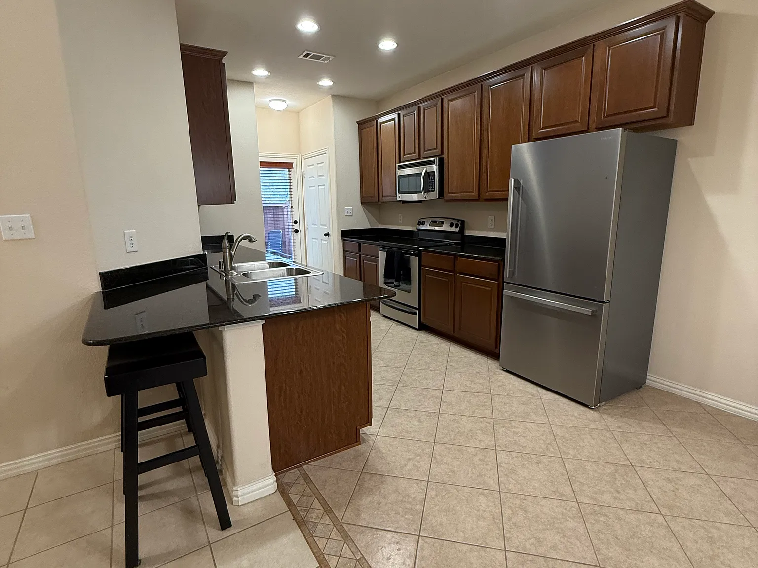 6406 Shakespeare Pl — Photo 4