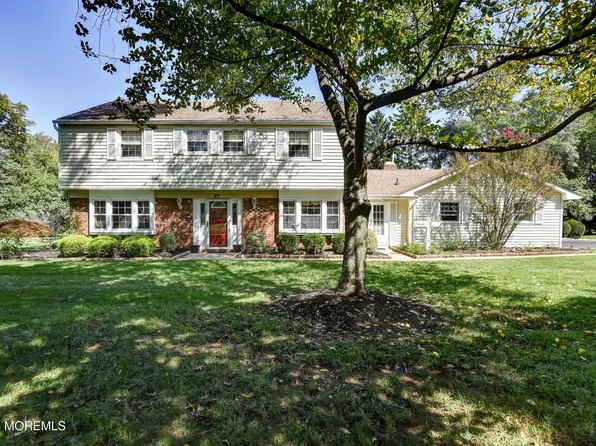 21 Totem Road, Freehold, NJ 07728