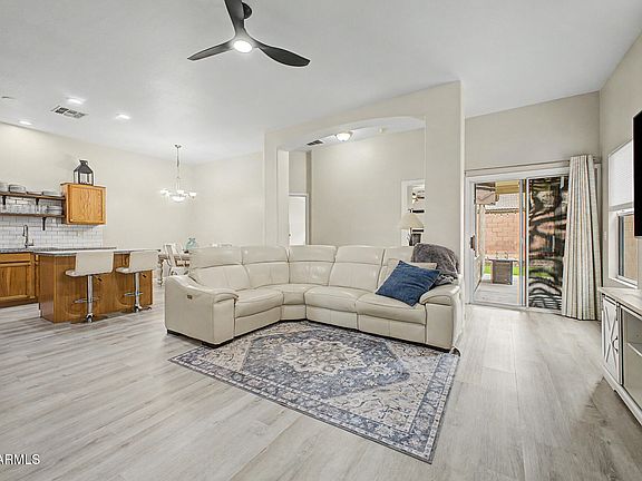 4th image of 6610 E UNIVERSITY Drive #123