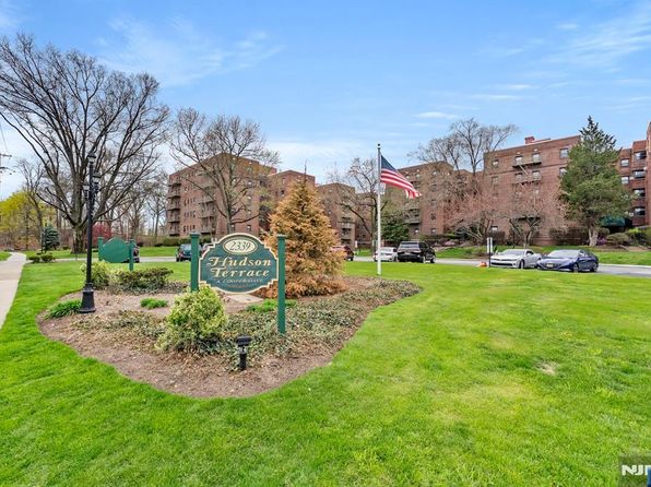 2339 Hudson Ter APT D3, Fort Lee, NJ 07024