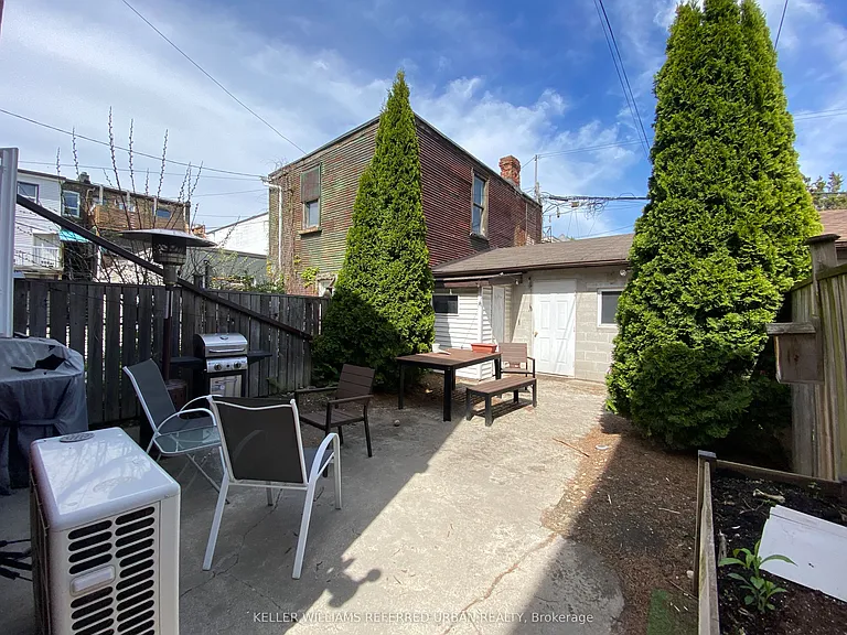 429 Ossington Ave #MAIN — Photo 15