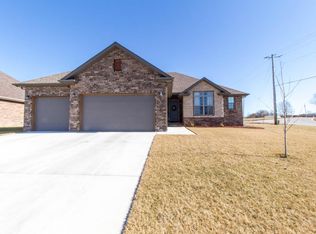900 N 23rd Ave, Ozark, MO 65721