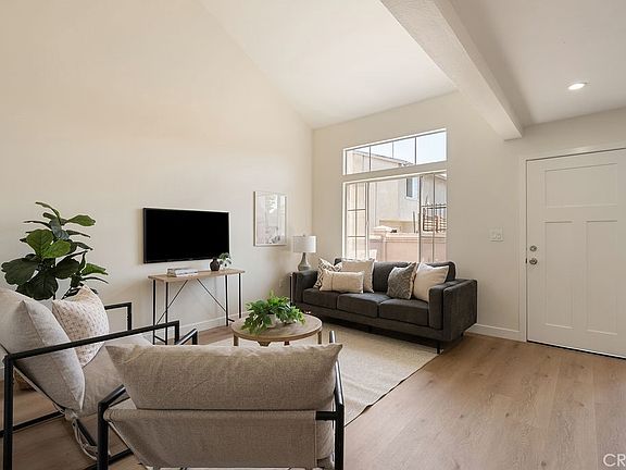 2nd image of 820 W Compton Blvd Unit 24