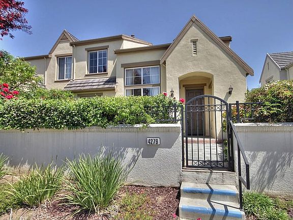 3rd image of 4279 Delacroix Ct