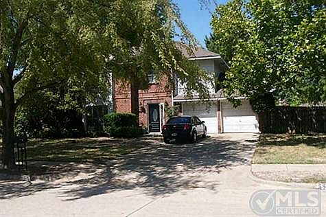 1st image of 534 Newberry St