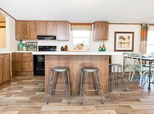 1056 Snake Rd, Lumberton, NC 28358