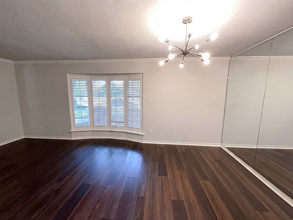 5th image of 2017 Greenbriar Ln