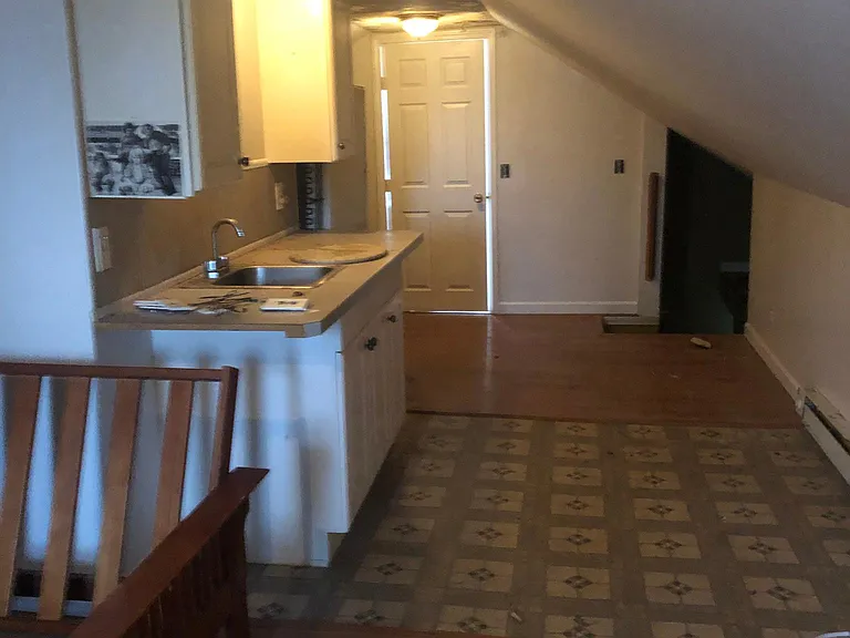 437 W Fountain St #3 — Photo 5