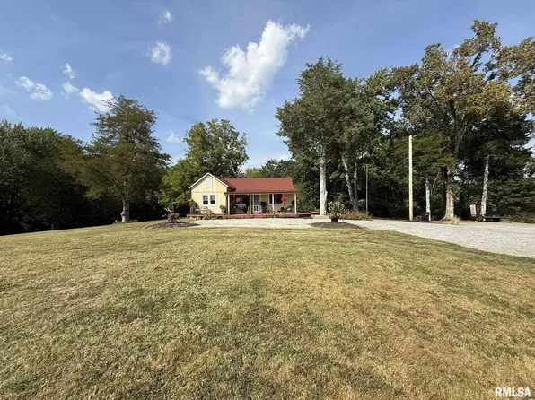 6584 E Grand Rd, Carterville, IL 62918