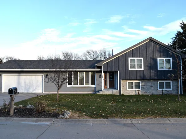 305 N Wolf Ave, Oberlin, KS 67749