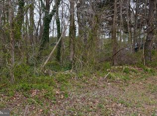 Lawrence St, Saint inigoes, MD 20684