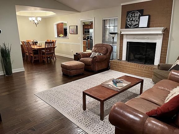 3rd image of 1516 Woodberry Dr