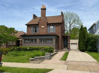 664 Orchard Pkwy, Niagara Falls, NY 14301