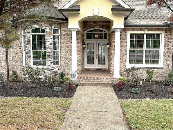 247 Woods Ferry Cir, Gallatin, TN 37066