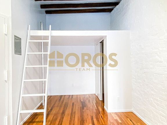 5th image of 531 E 13th St #10A