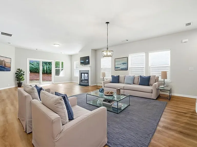2719 Morgan Spring Trl — Photo 26
