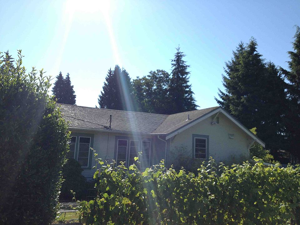 2nd image of 3201 NE 91st St