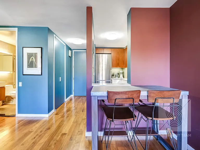 515 E 72nd St #7P — Photo 3