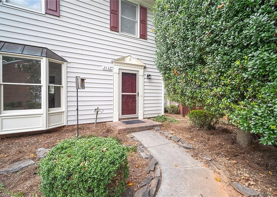 1st image of 2532 Cottage Pl