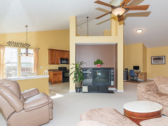 5th image of 1175 Kelsneland Dr