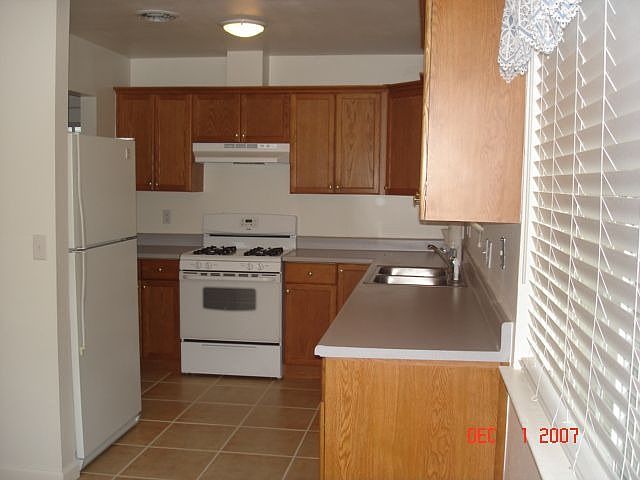 2nd image of 551 Municha Ave