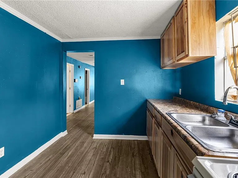 408 Rawls Ave — Photo 10