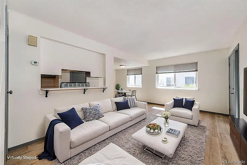 2 bed, 900 sqft, $1,800 — Photo 3