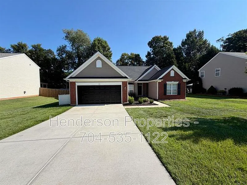 181 Jacobs Woods Cir