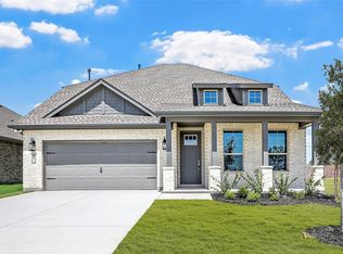 411 Hazeltine Rd, Red Oak, TX 75154