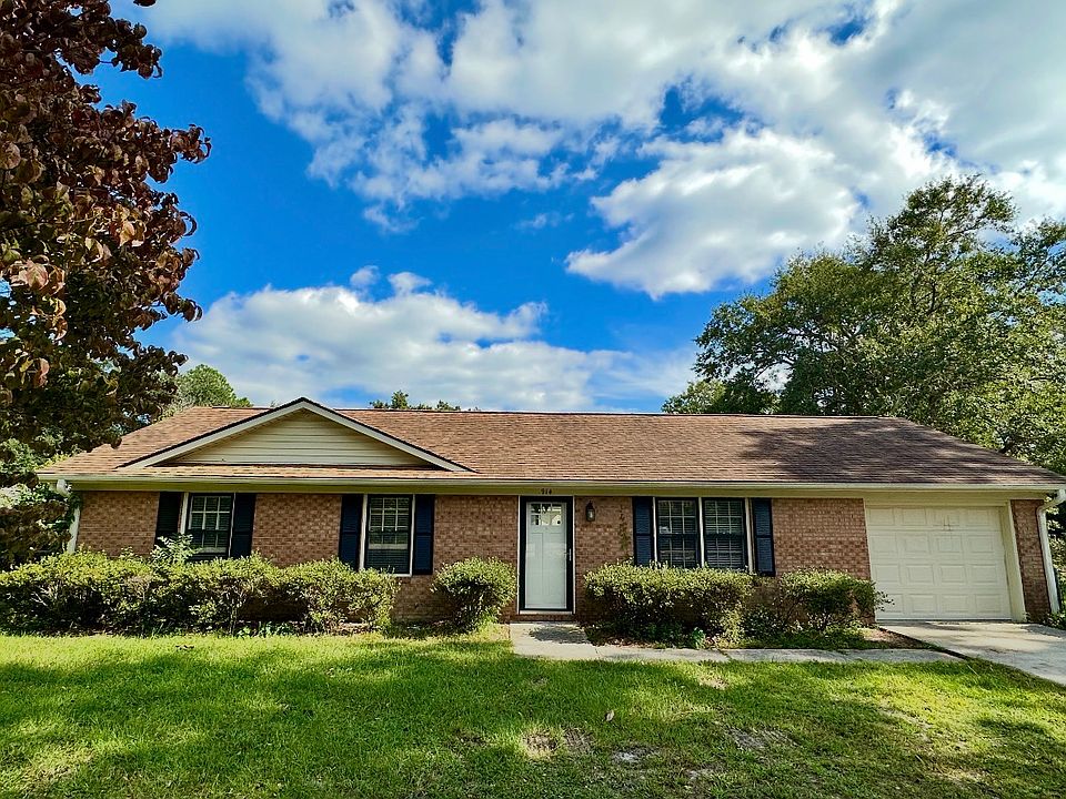 1st image of 914 Marlowe Dr