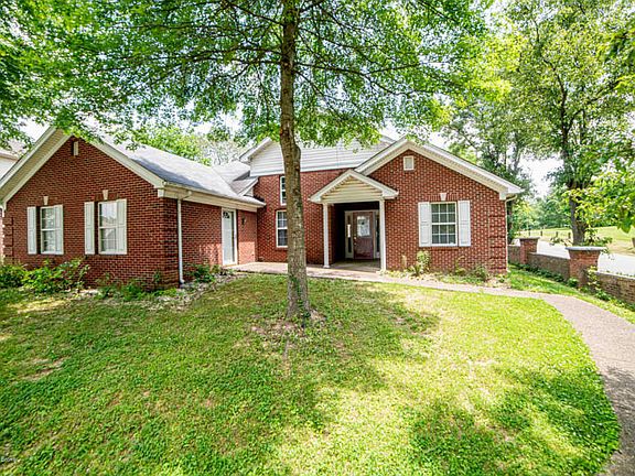 3rd image of 125 Fontaine Landing Ct